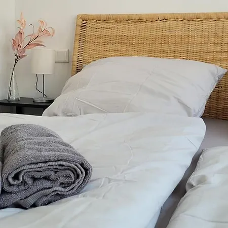 Berg Messe Eg, 2,5 Zimmer, Homeoffice, W-lan *