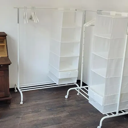 Berg Messe Eg, 2,5 Zimmer, Homeoffice, W-lan Daire