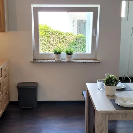 Daire Berg Messe Eg, 2,5 Zimmer, Homeoffice, W-lan