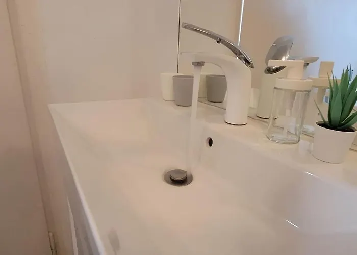 Berg Messe Eg, 2,5 Zimmer, Homeoffice, W-lan Bergisch Gladbach