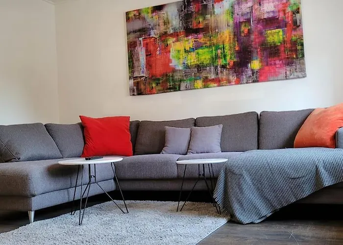 Berg Messe Eg, 2,5 Zimmer, Homeoffice, W-lan *